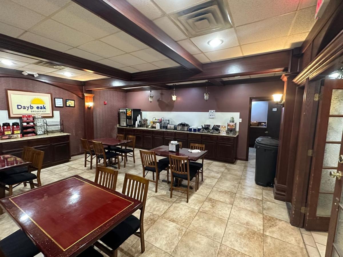 Days Inn & Suites By Wyndham Jennings Ngoại thất bức ảnh