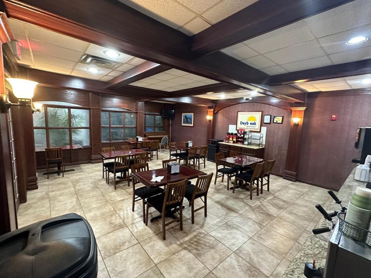 Days Inn & Suites By Wyndham Jennings Ngoại thất bức ảnh