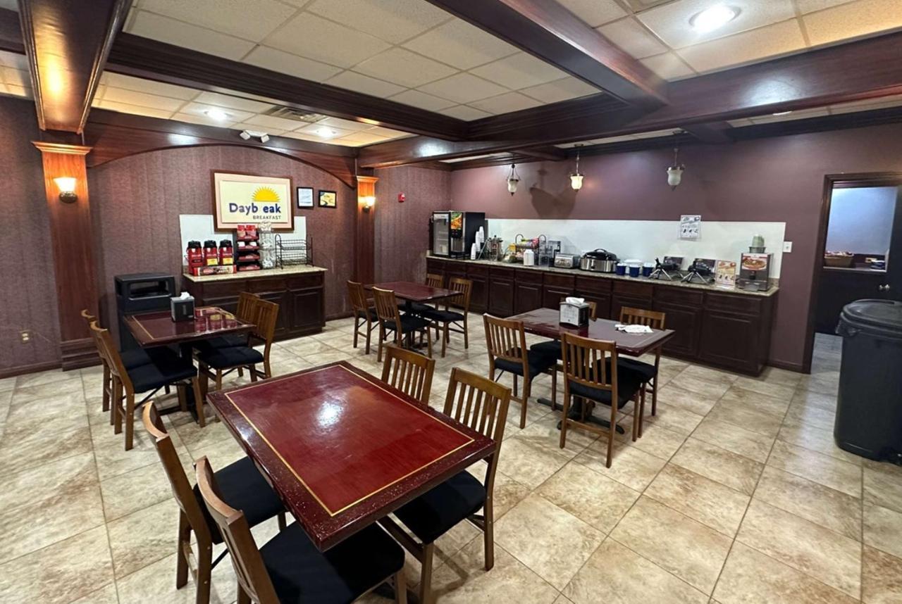 Days Inn & Suites By Wyndham Jennings Ngoại thất bức ảnh